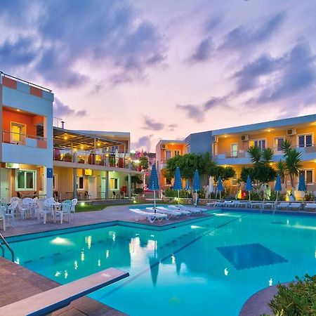 Hotel Koukouras Stalós Exteriér fotografie