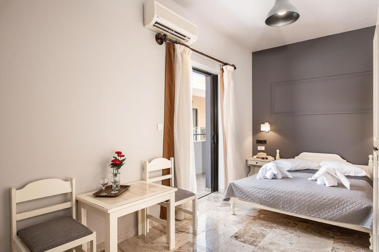 Hotel Koukouras Stalós Exteriér fotografie